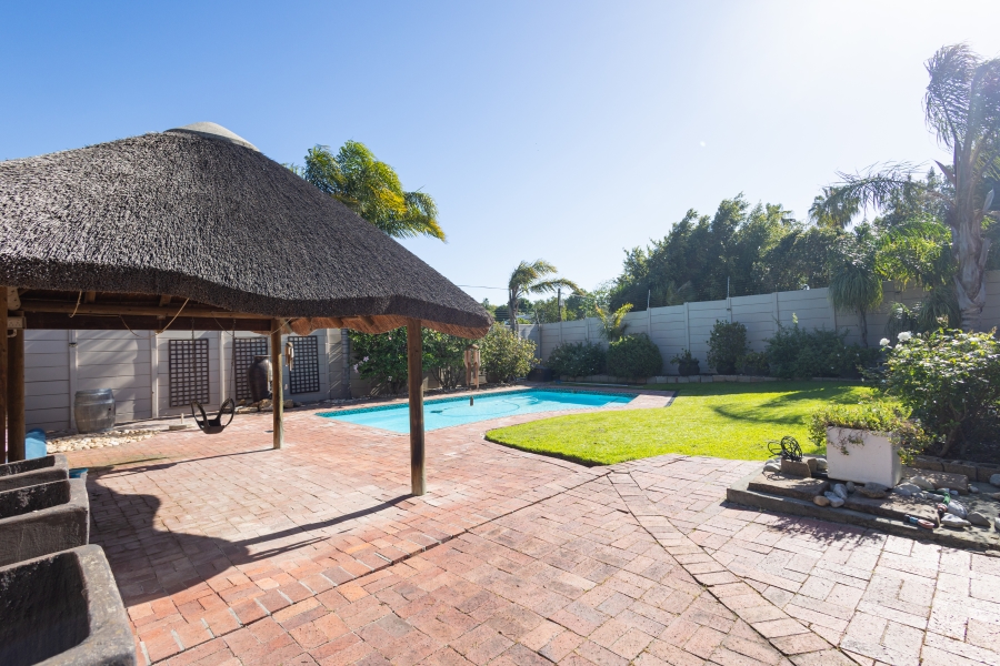 4 Bedroom Property for Sale in Eversdal Western Cape